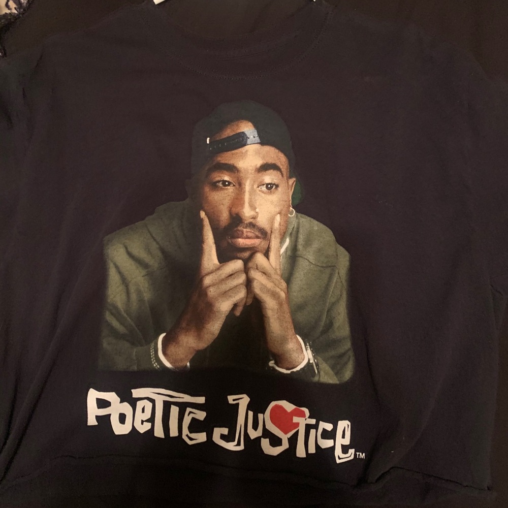 Tupac shirt